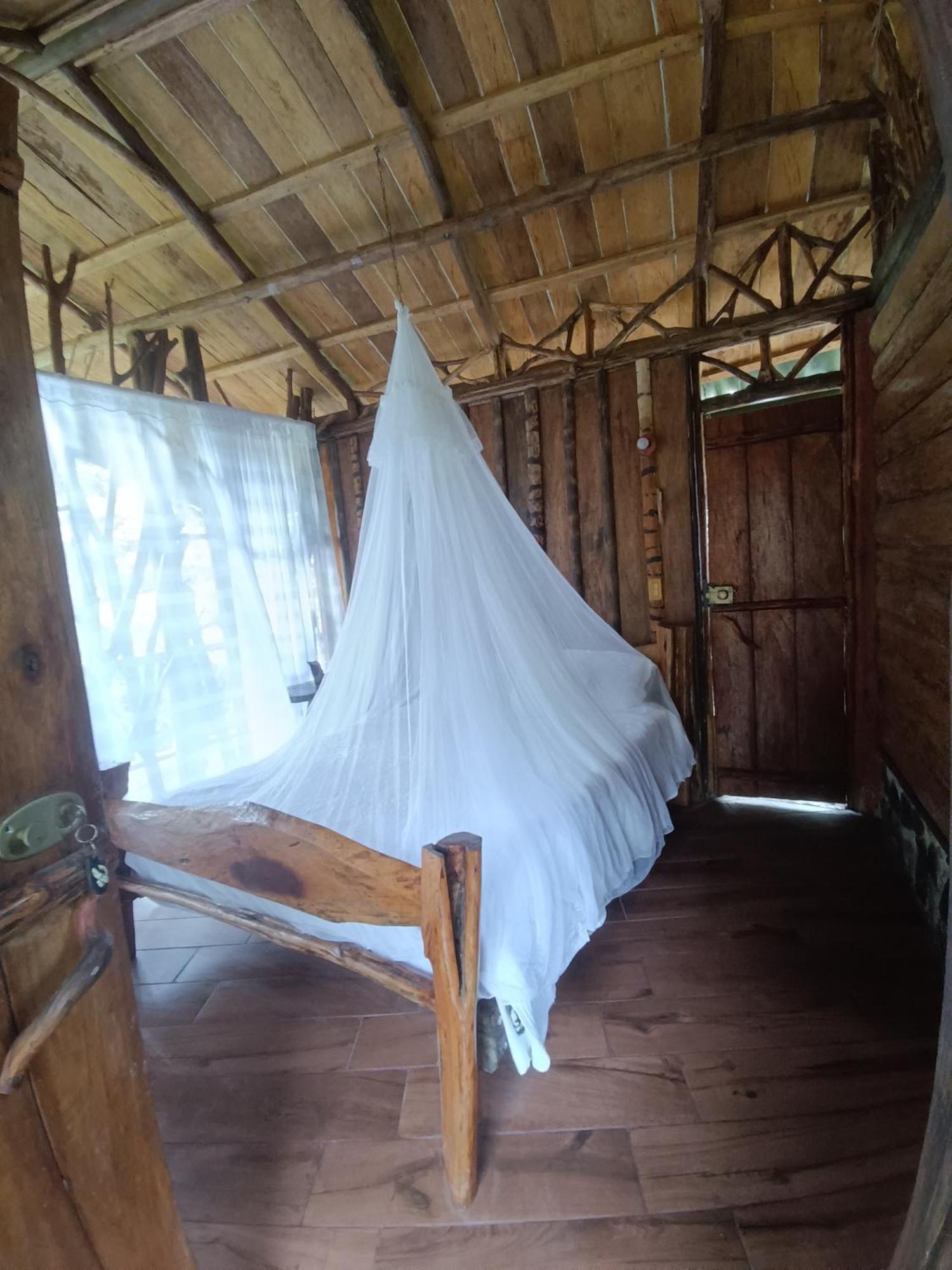 Mocoa Huaca Huaca Hostel מראה חיצוני תמונה
